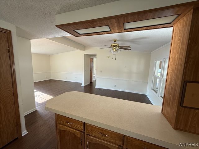 8 Holly Lane, Cheektowaga, NY 14227