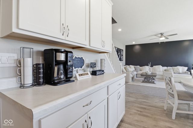 6897 Woodward Way, Plainfield, IN 46168
