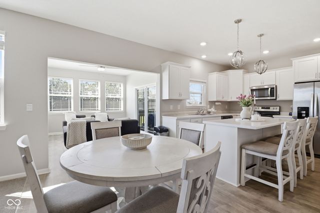 6897 Woodward Way, Plainfield, IN 46168