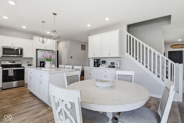 6897 Woodward Way, Plainfield, IN 46168