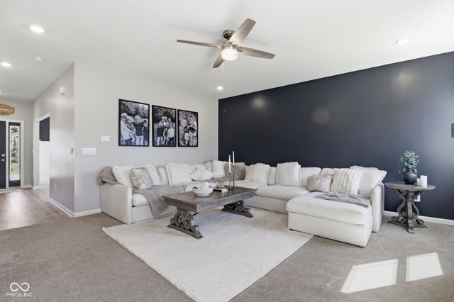 6897 Woodward Way, Plainfield, IN 46168