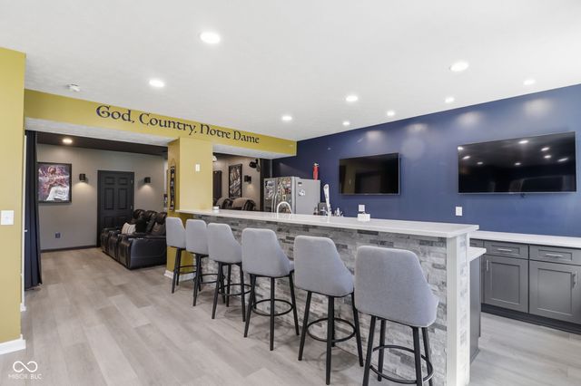 6897 Woodward Way, Plainfield, IN 46168