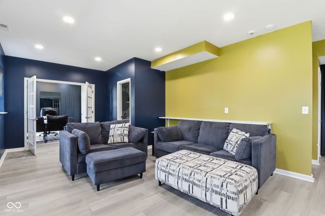 6897 Woodward Way, Plainfield, IN 46168
