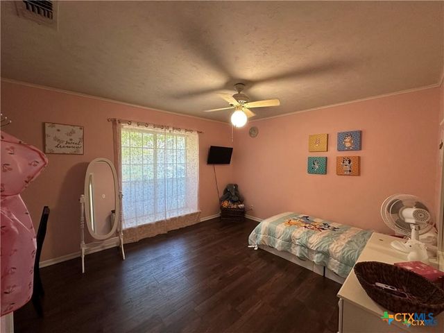 103 Oxford Street, Victoria, TX 77904