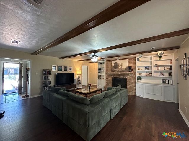 103 Oxford Street, Victoria, TX 77904