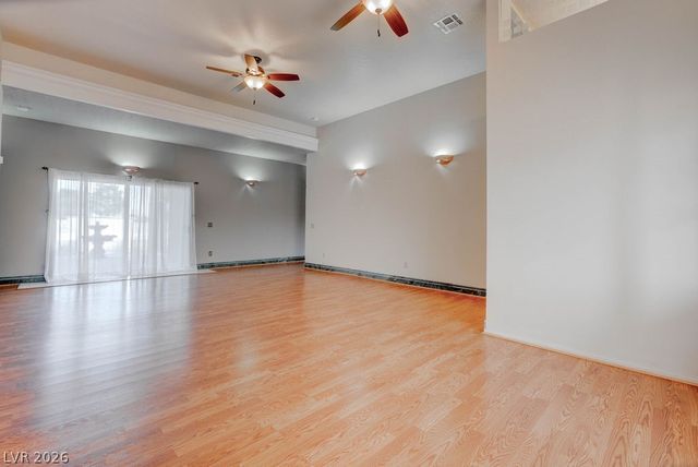 4880 Dorrell Lane, Las Vegas, NV 89131