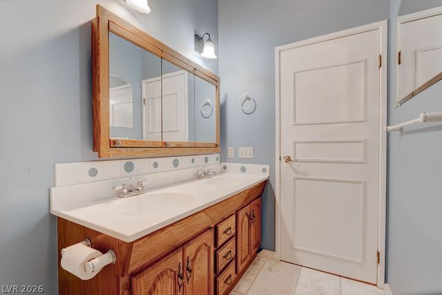 4880 Dorrell Lane, Las Vegas, NV 89131