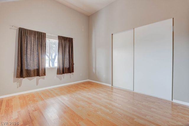 4880 Dorrell Lane, Las Vegas, NV 89131