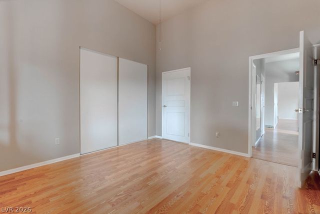 4880 Dorrell Lane, Las Vegas, NV 89131