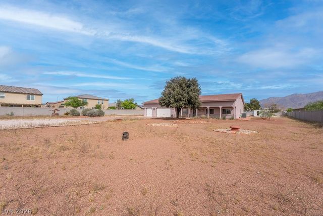 4880 Dorrell Lane, Las Vegas, NV 89131