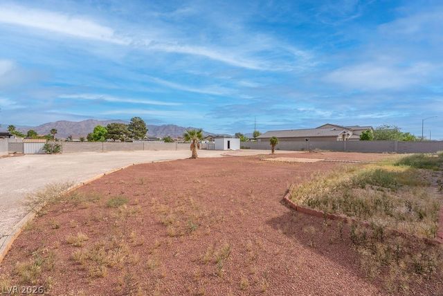 4880 Dorrell Lane, Las Vegas, NV 89131