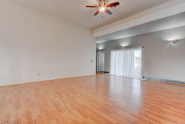 4880 Dorrell Lane, Las Vegas, NV 89131