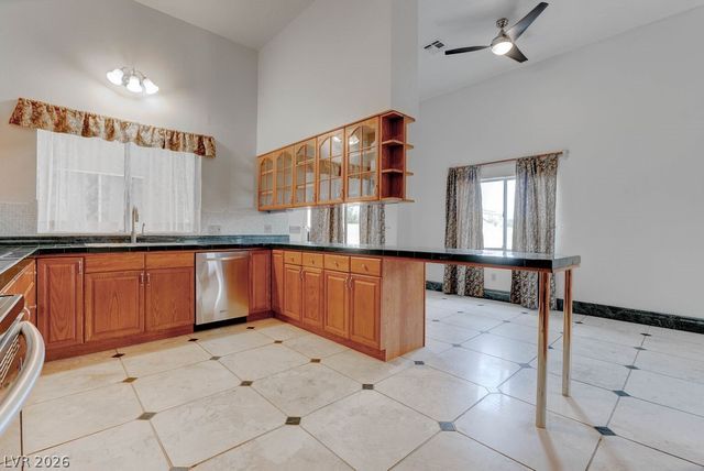 4880 Dorrell Lane, Las Vegas, NV 89131