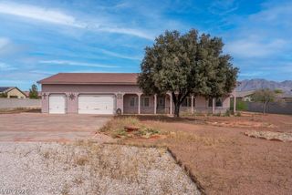 4880 Dorrell Lane, Las Vegas, NV 89131