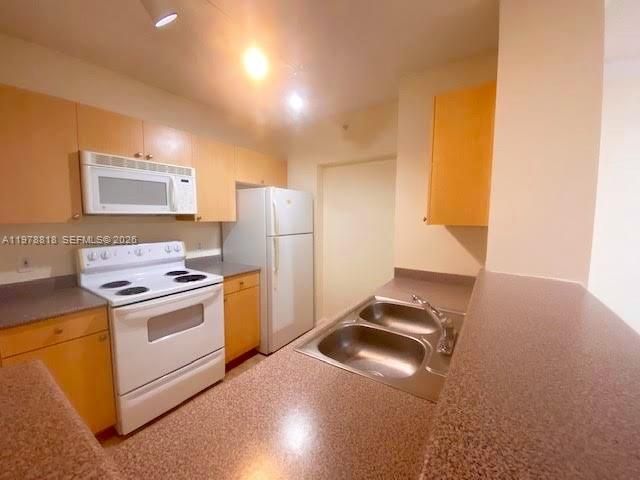 1919 Van Buren St 613A, Hollywood, FL 33020