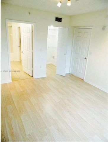 1919 Van Buren St 613A, Hollywood, FL 33020