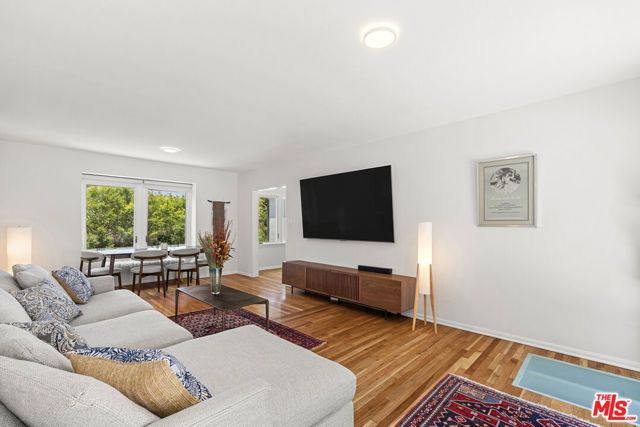 1972 Outpost Circle, Los Angeles, CA 90068