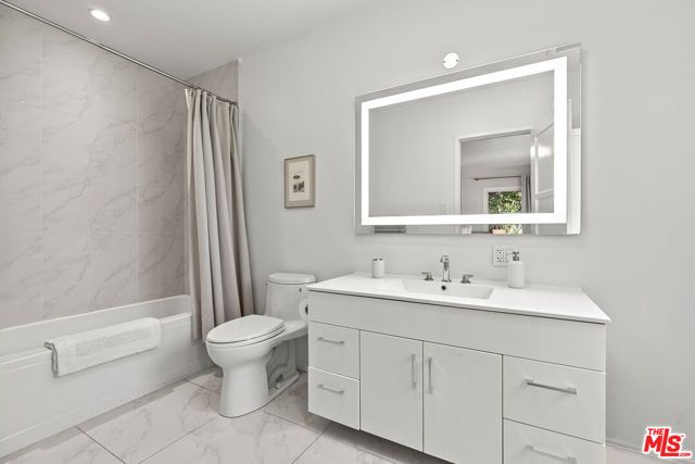 1972 Outpost Circle, Los Angeles, CA 90068