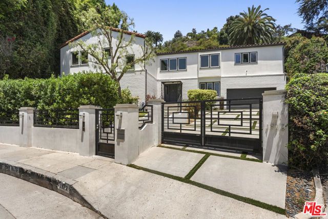 1972 Outpost Circle, Los Angeles, CA 90068