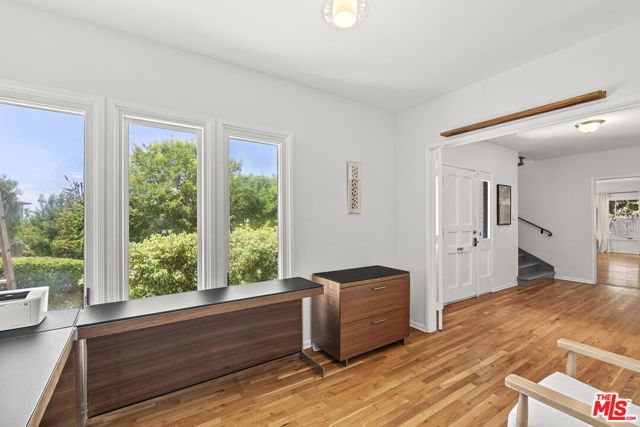 1972 Outpost Circle, Los Angeles, CA 90068