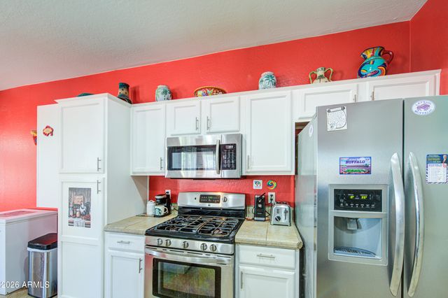 2579 S PONDEROSA Drive, Gilbert, AZ 85295