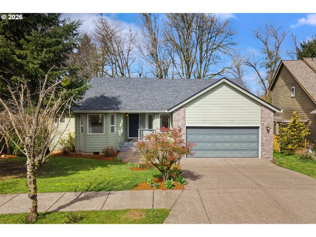 18029 CHICKAREE Dr, Oregon City, OR 97045