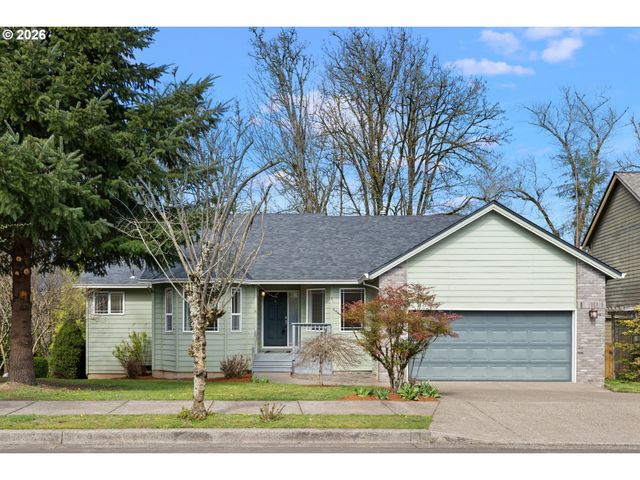 18029 CHICKAREE Dr, Oregon City, OR 97045