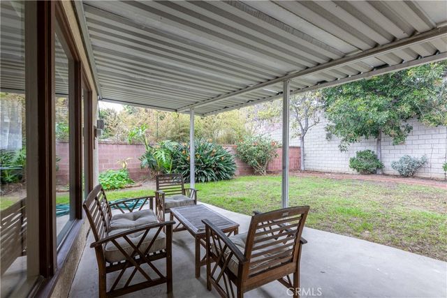 2843 Lomina, Long Beach, CA 90815