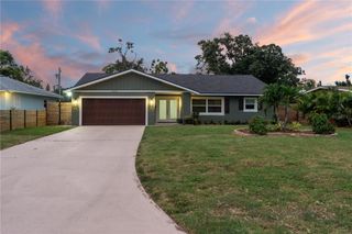 1945 BARCELONA WAY S, St Petersburg, FL 33712