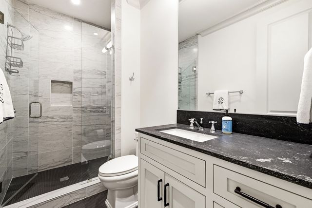 5526 Glenwick Lane, Dallas, TX 75209