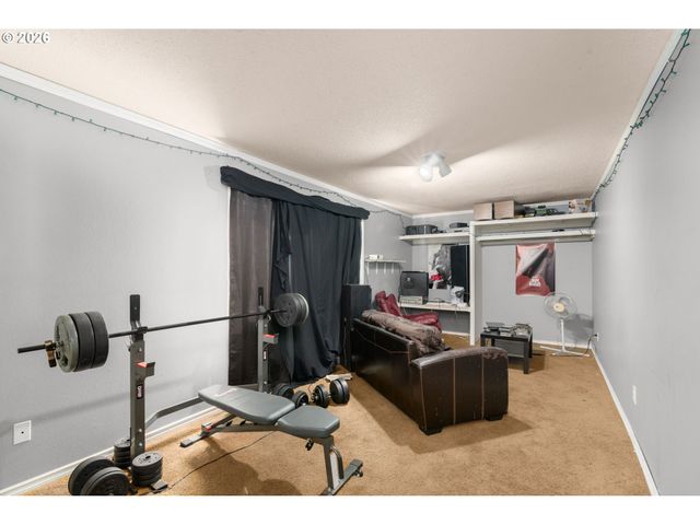 13670 Sw 21ST St, Beaverton, OR 97008