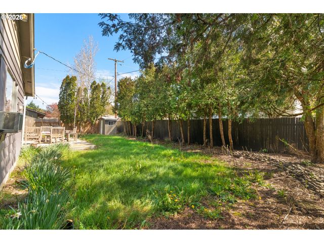 13670 Sw 21ST St, Beaverton, OR 97008