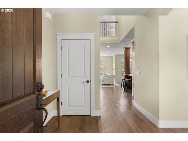 16630 Nw VETTER Dr, Portland, OR 97229