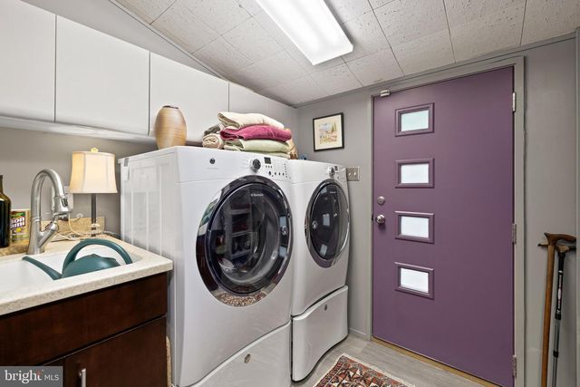 32 CAVESWOOD LN, Owings Mills, MD 21117