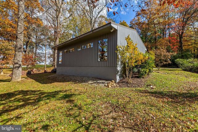 32 CAVESWOOD LN, Owings Mills, MD 21117