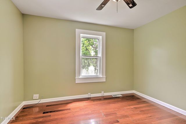 2607 Gilmer Street, Johnson City, TN 37604