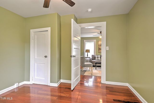 2607 Gilmer Street, Johnson City, TN 37604