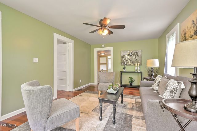 2607 Gilmer Street, Johnson City, TN 37604