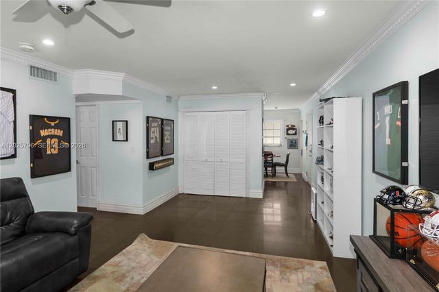 1200 Mariposa Ave D201, Coral Gables, FL 33146