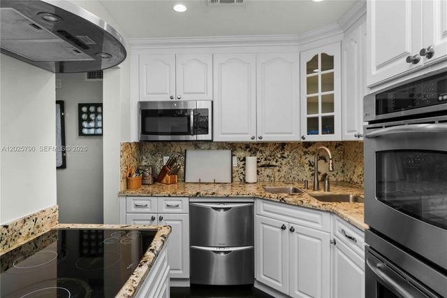 1200 Mariposa Ave D201, Coral Gables, FL 33146