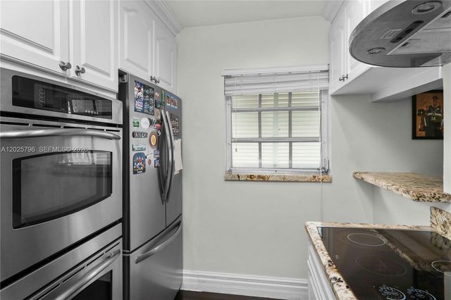 1200 Mariposa Ave D201, Coral Gables, FL 33146