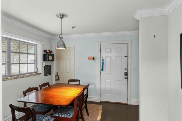 1200 Mariposa Ave D201, Coral Gables, FL 33146