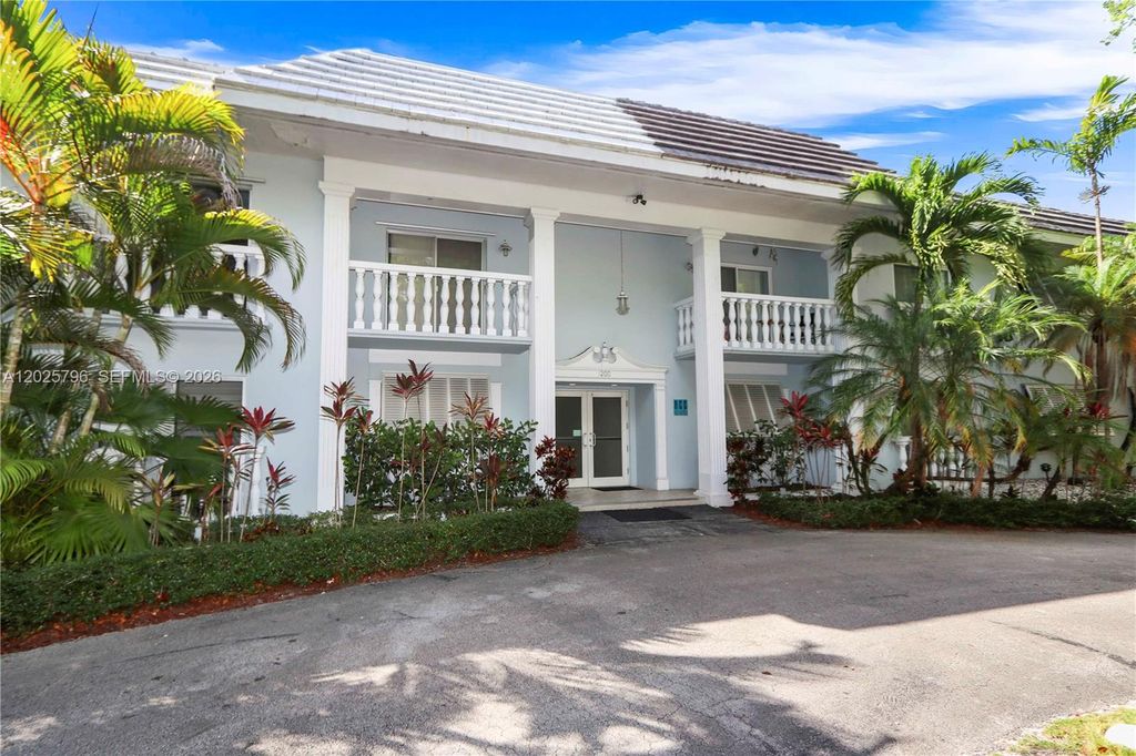 1200 Mariposa Ave D201, Coral Gables, FL 33146