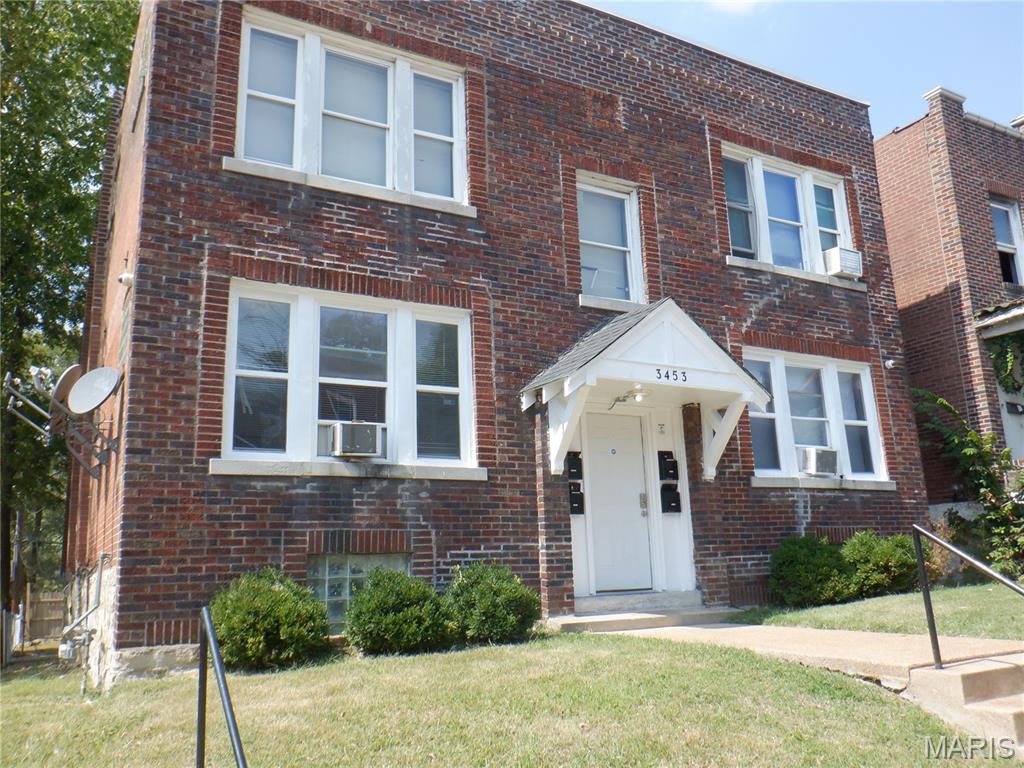 Image 2 of property listing at 3453 Pennsylvania Avenue, St Louis, MO 63118