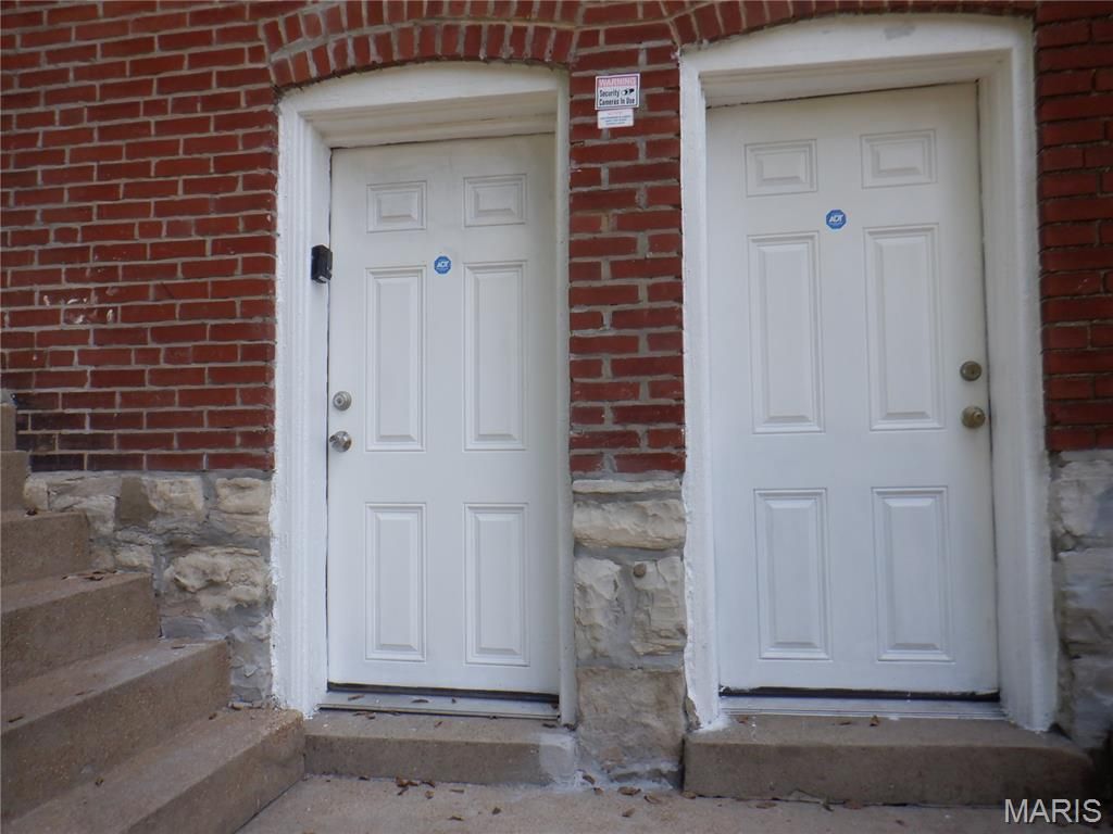 Image 16 of property listing at 3453 Pennsylvania Avenue, St Louis, MO 63118
