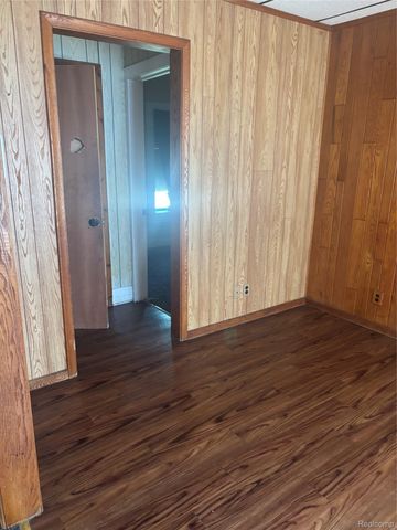 1122 Simcoe Avenue, Flint, MI 48507