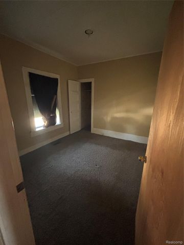 1122 Simcoe Avenue, Flint, MI 48507