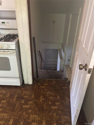 1122 Simcoe Avenue, Flint, MI 48507