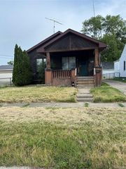 1122 Simcoe Avenue, Flint, MI 48507