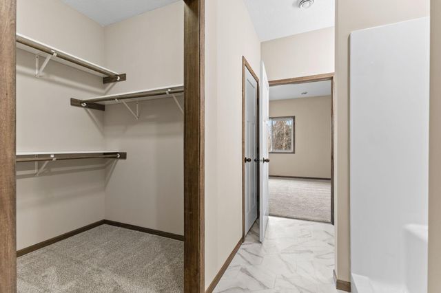 2557 County Rd I, Mounds View, MN 55112